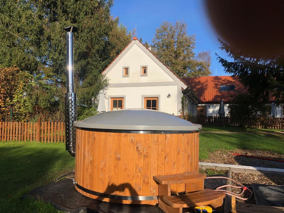 Apartmany Kojakovice - Trebon Jílovice Buitenkant foto